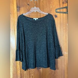 Black marbled bell sleeve stretchy top